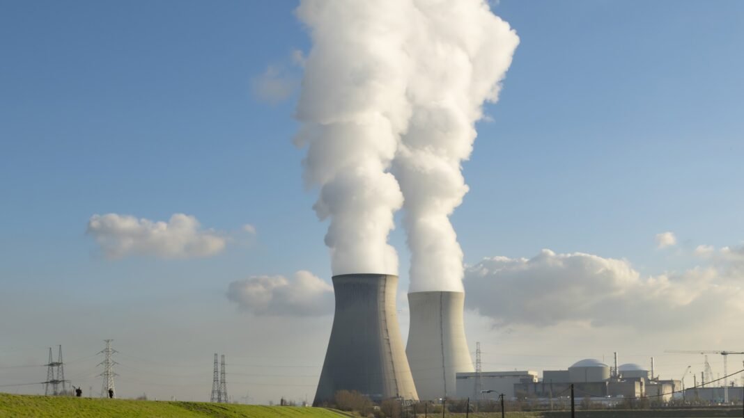 Google Backs 10 New Nuclear Reactors for AI—Will It Work This Time?