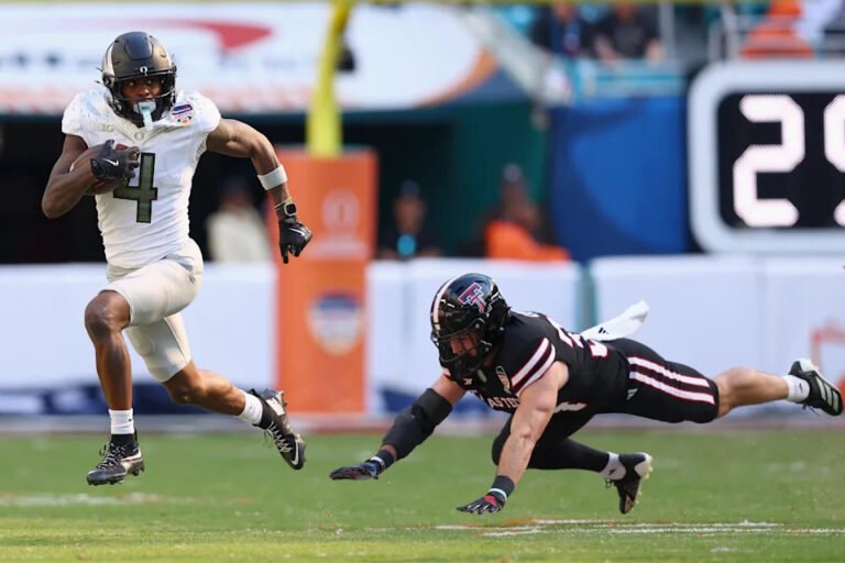 No. 4 Texas Tech turns the ball over 4 times in No. 5 Oregon’s 23-0 Orange Bowl win