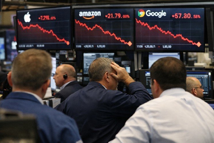 S&P 500 Takes a Hit: What’s the Lowdown Before Earnings Get Real?